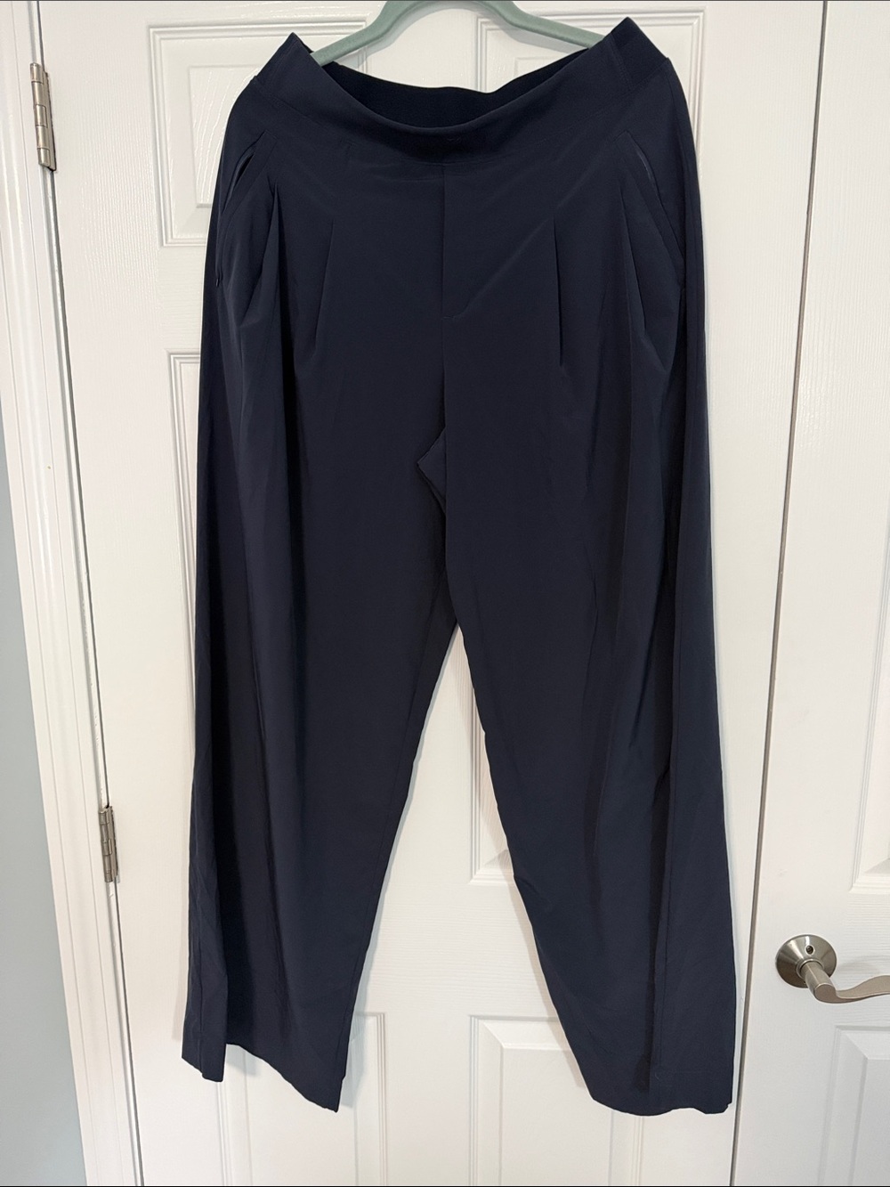 Athleta Wide Leg Pants in Navy Blue